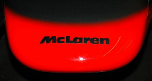 Фото: Болид McLaren прошел краш-тесты bolid-mclaren-proshel-krash-testi