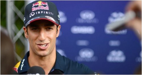 Фото: Риккардо надеется, что возможности для прогресса у Mercedes практически исчерпаны rikkardo-nadeetsya-chto-vozmognosti-dlya-progressa-u-mercedes-prakticheski-ischerpani