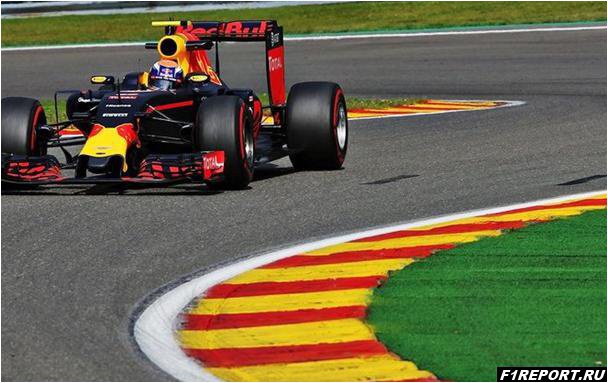 Фото: Ферстаппен ответил на критику Лауды ferstappen-otvetil-na-kritiku-laudi