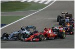 Фото: Вильнев считает, что Ferrari может работать лучше Mercedes vil nev schitaet chto ferrari mozhet rabotat luchshe mercedes