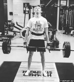 Фото: Квят уделяет особое внимание силовой подготовке kvyat udelyaet osoboe vnimanie silovoy podgotovke