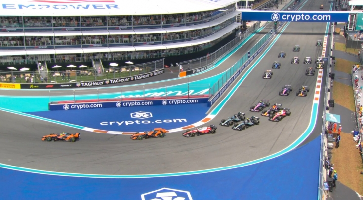 start sprinta piloti mclaren vihodyat v lideri