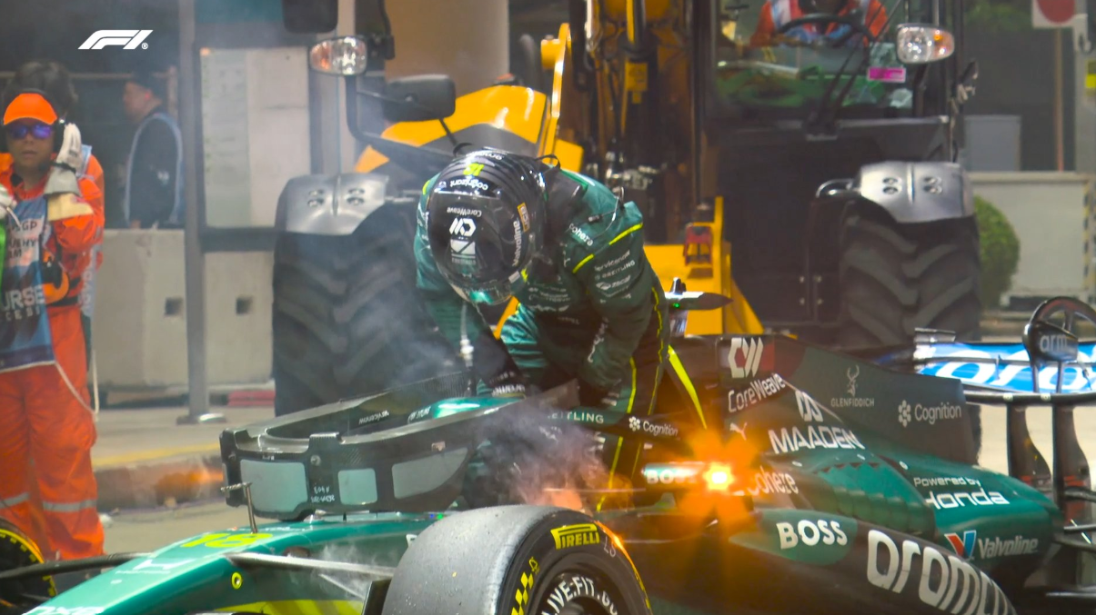 krug39 shod lensa strolla aston martin iz za problem so stsepleniem