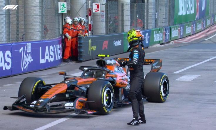 Превью новости: McLaren оштрафована на 30 тысяч евро за заклеенную кнопку на машине Норриса