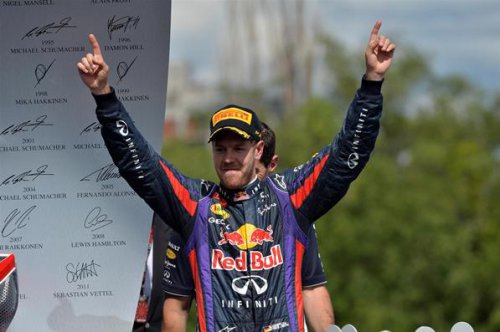 sebastyan-fettel-kontrakt-s-komandoy-red-bull-racing-prodlen-do-2015-goda