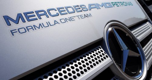 v-mercedes-proveli-reklamnuyu-syomku-dlya-kompanii-allianz