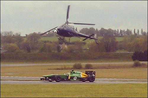 sostoyalsya-semochnyy-den-dlya-komandy-caterham