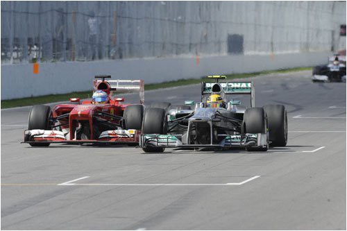 komanda-ferrari-provela-podschet-obgonov-za-pervye-sem-gonok