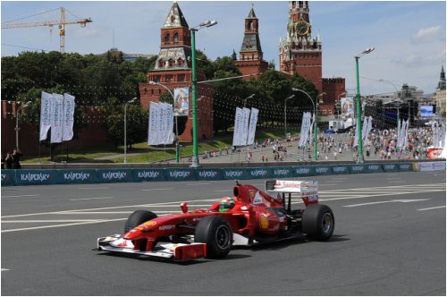 segodnya-zavershilos-shou-moscow-city-racing