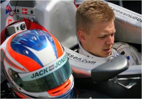 zhurnalisty-schitayut-chto-v-2015-m-godu-v-sostave-mclaren-budut-vystupat-alonso-i-magnussen