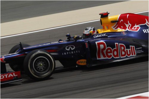 red-bull-poluchila-shtraf-a-fettel-preduprezhdenie