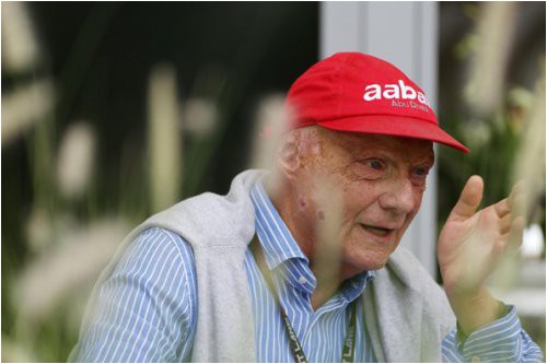 niki-lauda-ne-hochet-otpuskat-brauna