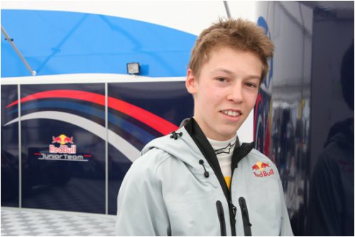 daniil-kvyat-hochet-vistupat-pod-nomerom-26