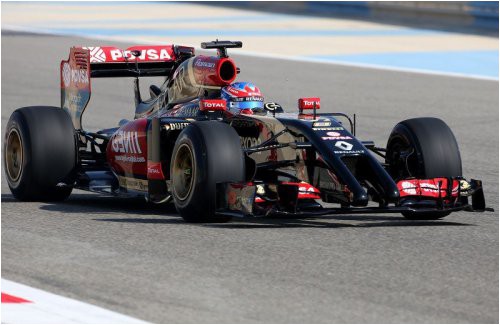 bolid-komandy-lotus-debyutiroval-na-testah