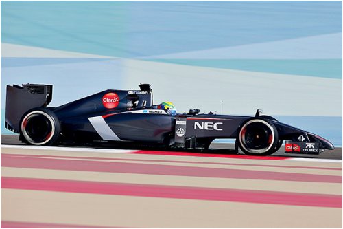 u-sauber-voznikli-problemy-s-motorom