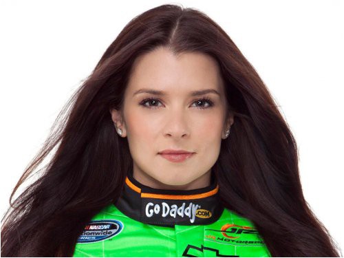 danika-patrik-budet-vystupat-v-sostave-haas-racing