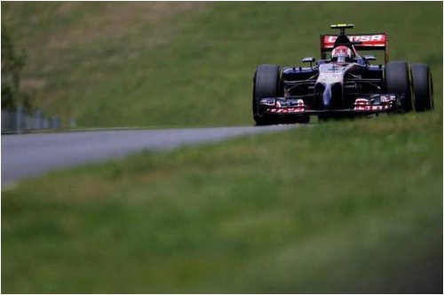 kvyat-v-silverstoune-my-budem-borotsya-za-bolshie-ochki