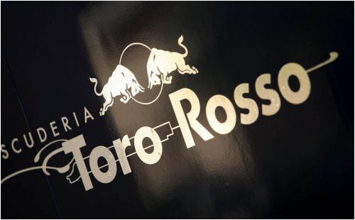 toro-rosso-aktivno-rabotaet-s-molodymi-i-perspektivnymi-spetsialistami
