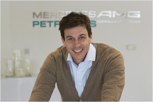 volff-ne-podtverdil-to-chto-mercedes-podpisala-kontrakt-s-lotus