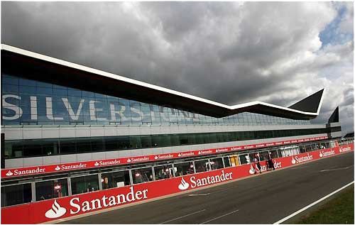 v-ferrari-i-mercedes-podtverdili-grafik-raboty-pilotov