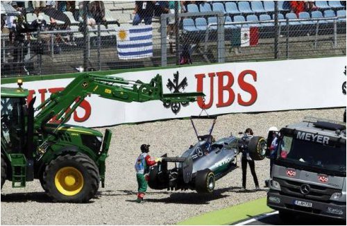 predstaviteli-red-bull-i-ferrari-hoteli-podat-protest-protiv-komandy-mercedes