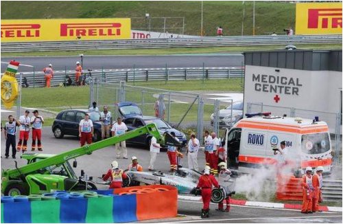 gonku-na-hungaroringe-hemilton-nachnet-s-pit-leyn