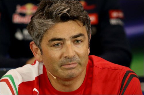 mattiachchi-hochet-rasshirit-akademiyu-ferrari