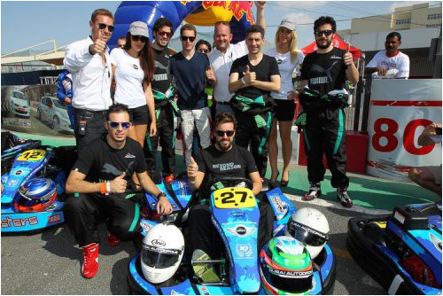 fernando-alonso-prinyal-uchastie-v-kartingovom-marafone