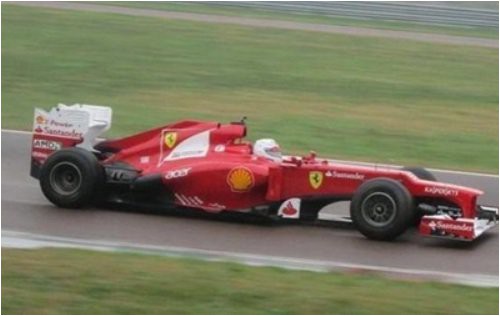 fettel-sel-za-rul-ferrari-f2012