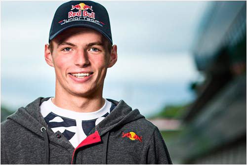 ferstappen-ya-uzhe-poznakomilsya-s-bolidom-i-sotrudnikami-toro-rosso