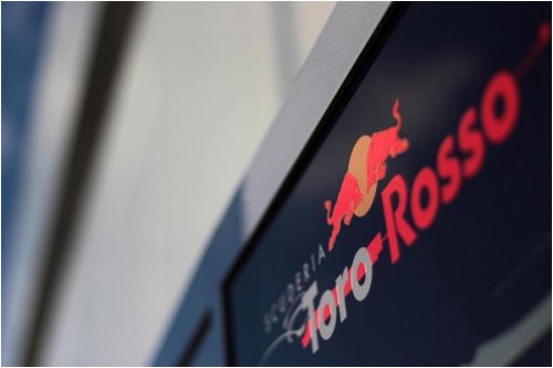 grem-uotson-zanyal-post-menedzhera-komandy-toro-rosso