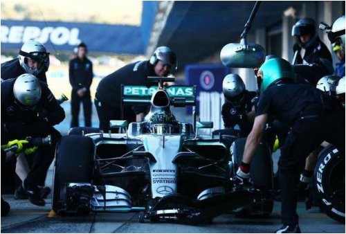 rosberg-nashi-soperniki-smogli-pribavit