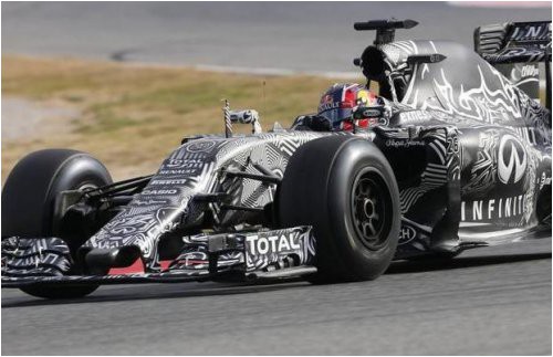 kvyat-nadeetsya-chto-red-bull-smozhet-pribavit