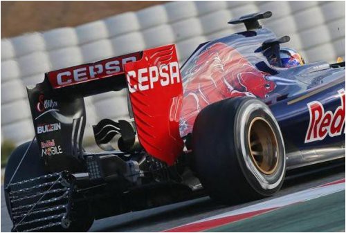 toro-rosso-dosrochno-zavershila-rabotu-na-trasse