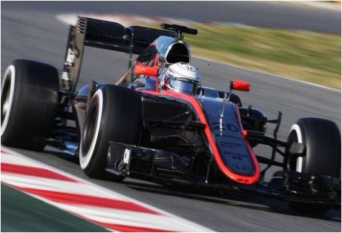 mclaren-stolknulas-s-ocherednymi-problemami