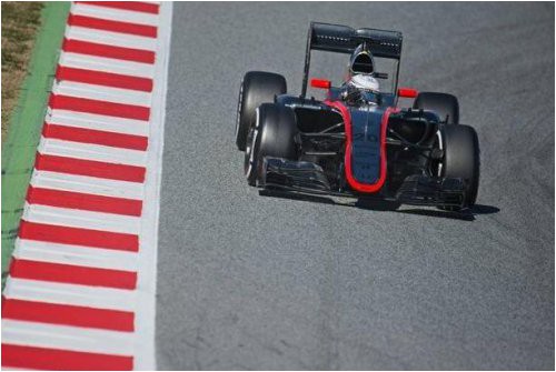 magnussen-dovolen-novym-bolidom-mclaren