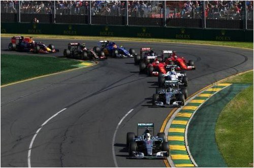 kimi-raykkonen-u-menya-ne-bylo-kontakta-s-fettelem
