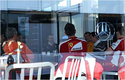 volff-i-arrivabene-ne-hotyat-menyat-sistemu-raspredeleniya-deneg-v-formule-1