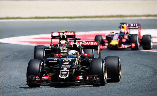 v-lotus-ogorcheny-kontaktom-grozhana-i-maldonado-v-ispanii