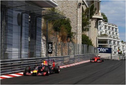 abitebul-forma-renault-uluchshaetsya-s-kazhdym-gran-pri