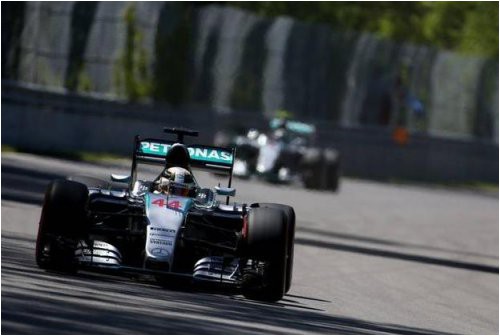 rosberg-ya-pytalsya-pressingovat-hemiltona