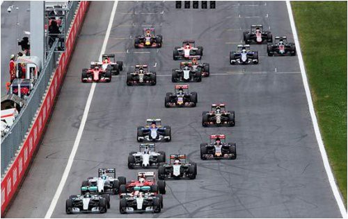 rosberg-zayavil-chto-vse-reshilos-na-starte