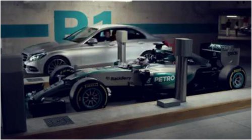 rosberg-i-hemilton-ustroili-gonku-po-ulitsam-veny