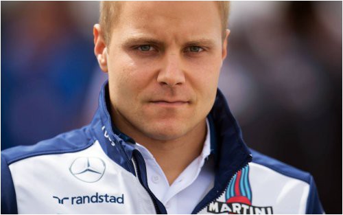 bottas-formula-1-dvizhetsya-v-vernom-napravlenii