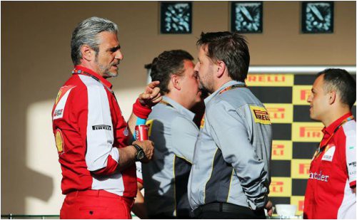 pirelli-proanaliziruet-s-ferrari-vzryv-shiny-v-spa