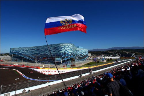 vremya-pervoy-trenirovki-v-rossii-sokratili-na-polchasa