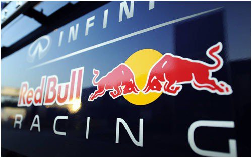 seyvard-schitaet-chto-red-bull-pereydet-na-motory-ferrari-spetsifikatsii-2015-go-goda