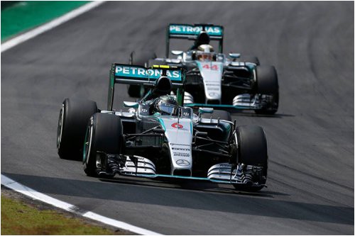 v-abu-dabi-mercedes-ogranichit-moshchnost-motora-na-bolide-rosberga