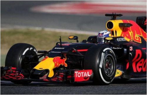 kvyat-my-proveli-pozitivnyy-den