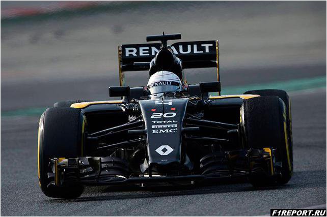 16-go-marta-renault-predstavit-novuyu-raskrasku